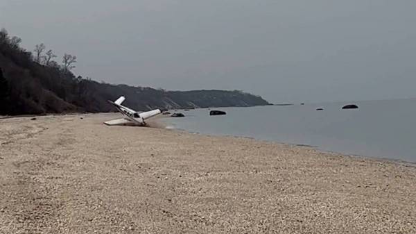 Video: Notlandung am Strand (ENG)