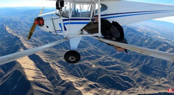 20 Jahre Haft für Klicks? YouTuber gesteht absichtlichen Flugzeugabsturz