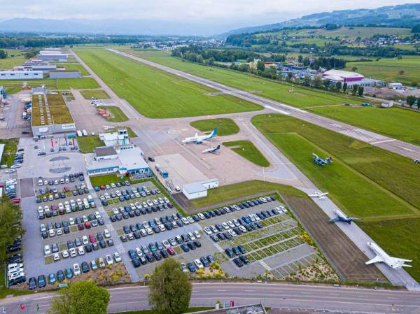 Bund will bei Flugplätzen sparen – Altenrhein zieht Notbremse