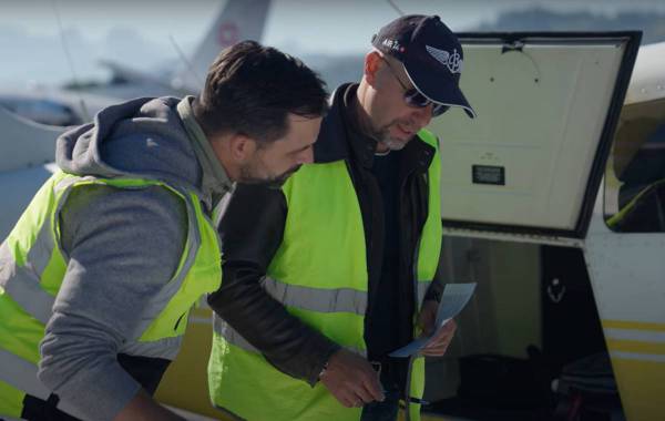 Flug mit Passagieren: Safety Briefing