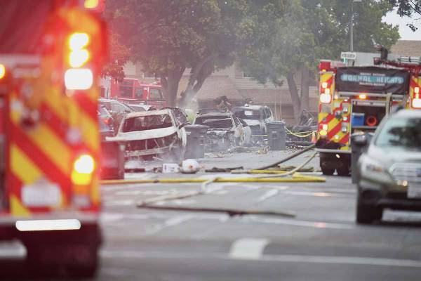 Tote bei Cessna-Absturz in Wohngebiet in San Diego