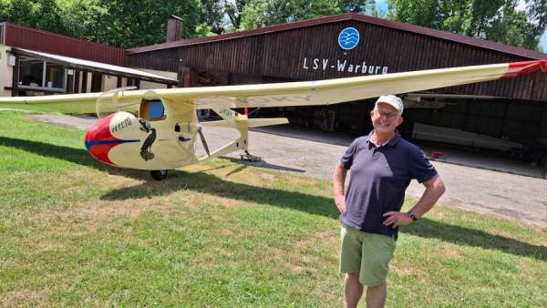 Der mit der Krähe fliegt