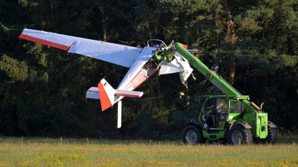 Zwei Tote bei Absturz von Kleinflugzeug in Brandenburg