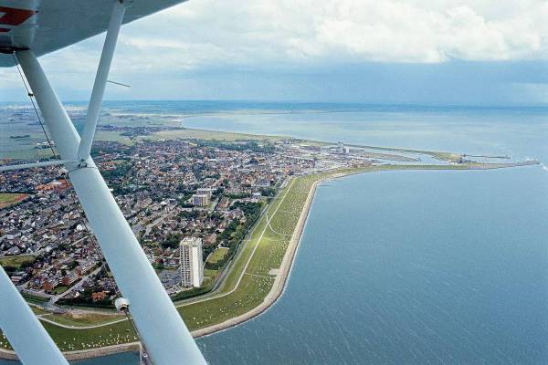 Fliegen ohne Betriebsleiter startet in Heide-Büsum