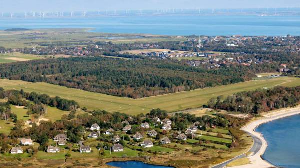 Wyk auf F&ouml;hr: Umfrage zur Zukunft des Flugplatzes
