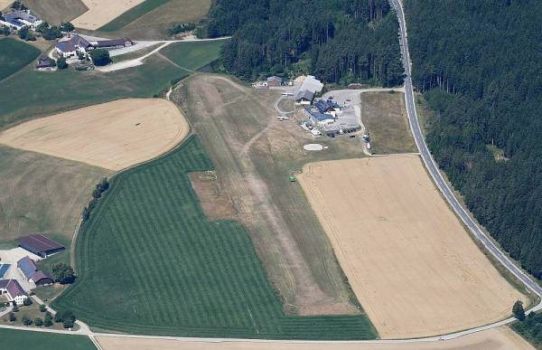 Peinliche Beh&ouml;rdenposse um Sperre von Flugplatz Freistadt