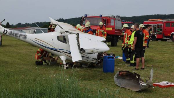 Ultraleichtflugzeug st&uuml;rzt bei Leutkirch ab - zwei Schwerverletzte