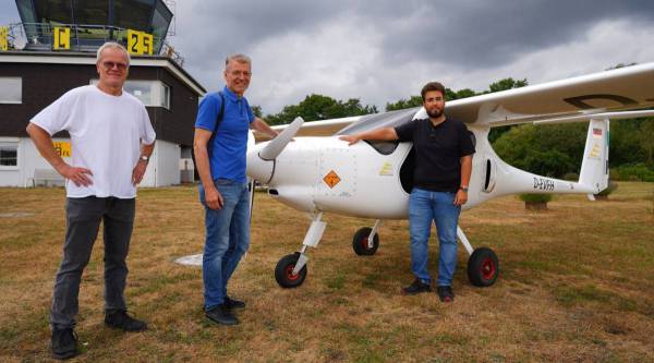 Mit Elektroantrieb &uuml;ber D&uuml;lmen fliegen